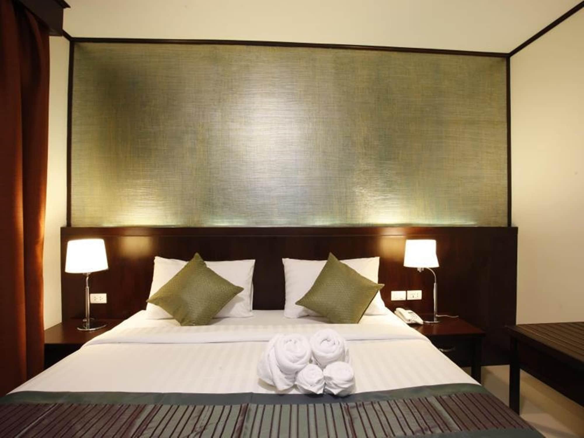 Orchid Resortel Patong Екстериор снимка