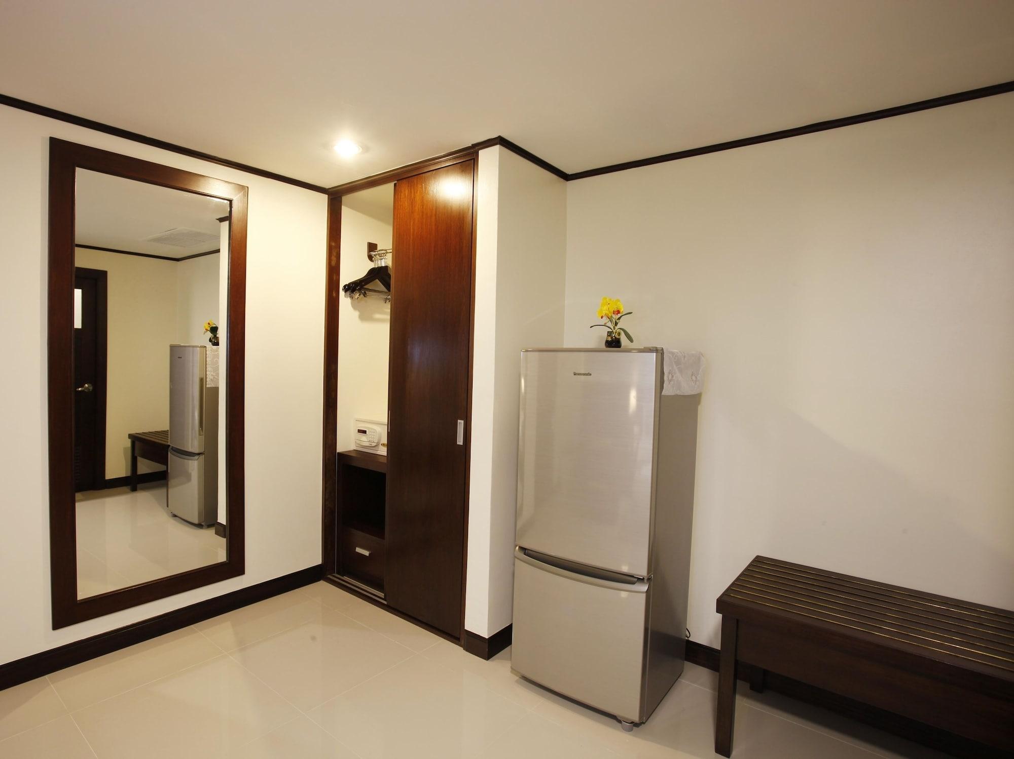 Orchid Resortel Patong Екстериор снимка