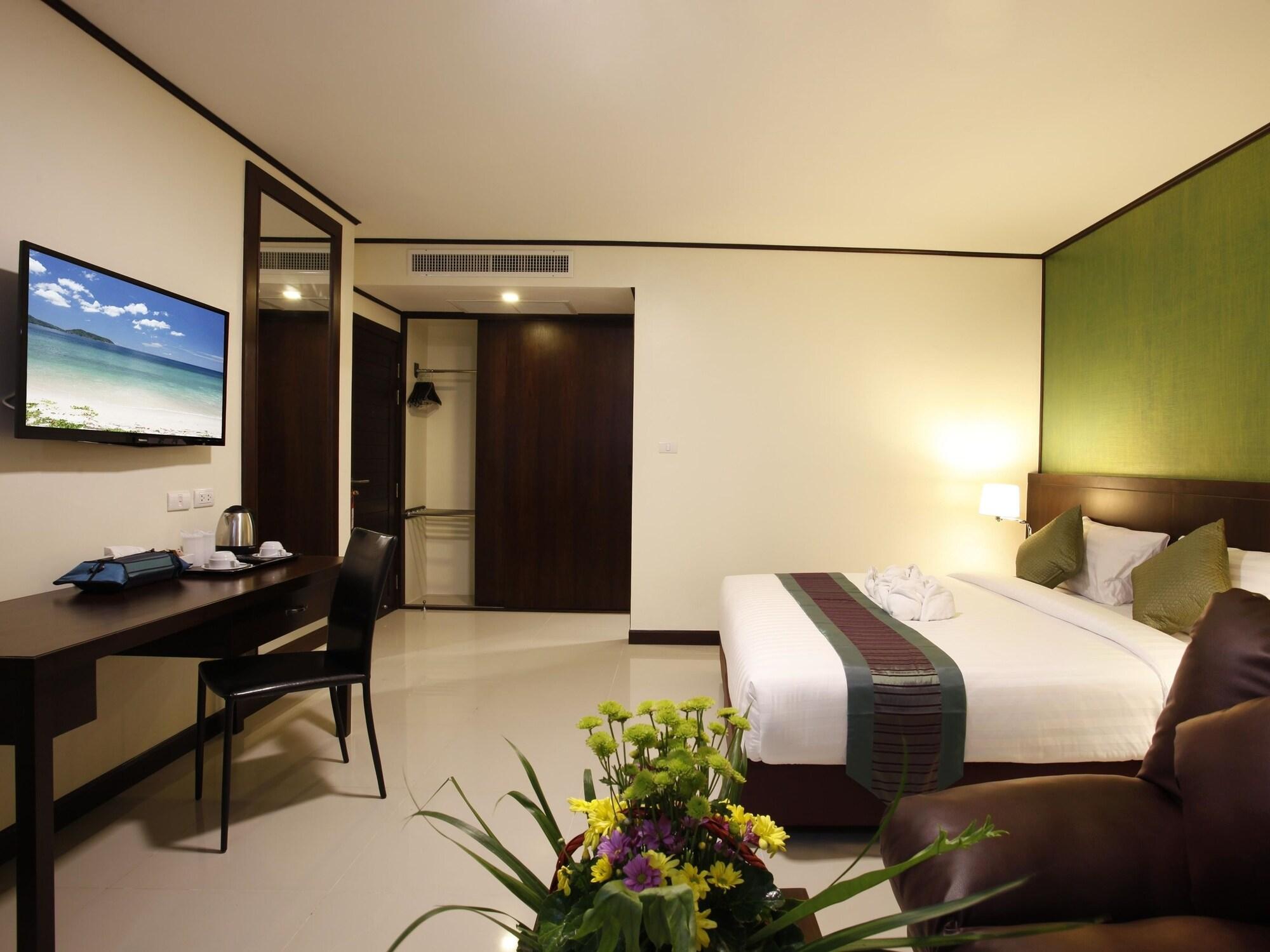 Orchid Resortel Patong Екстериор снимка