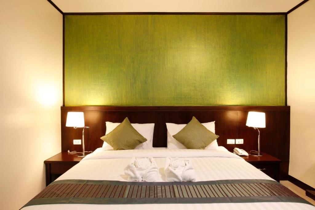 Orchid Resortel Patong Екстериор снимка