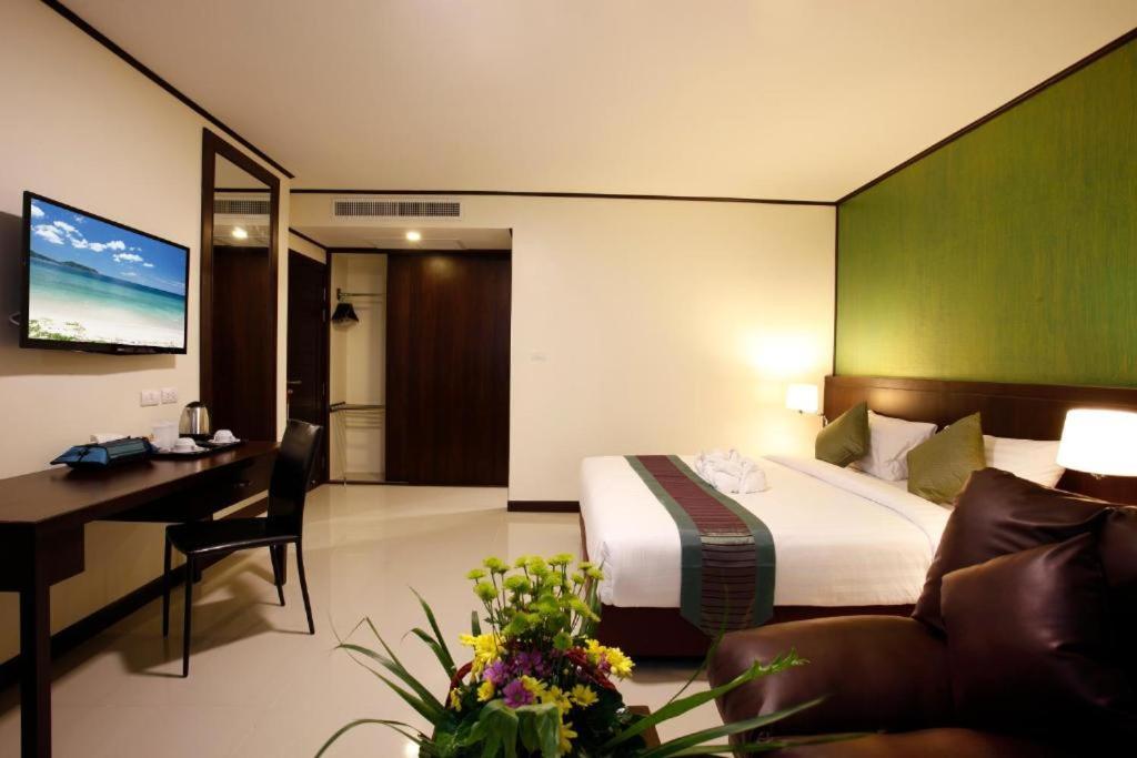 Orchid Resortel Patong Екстериор снимка