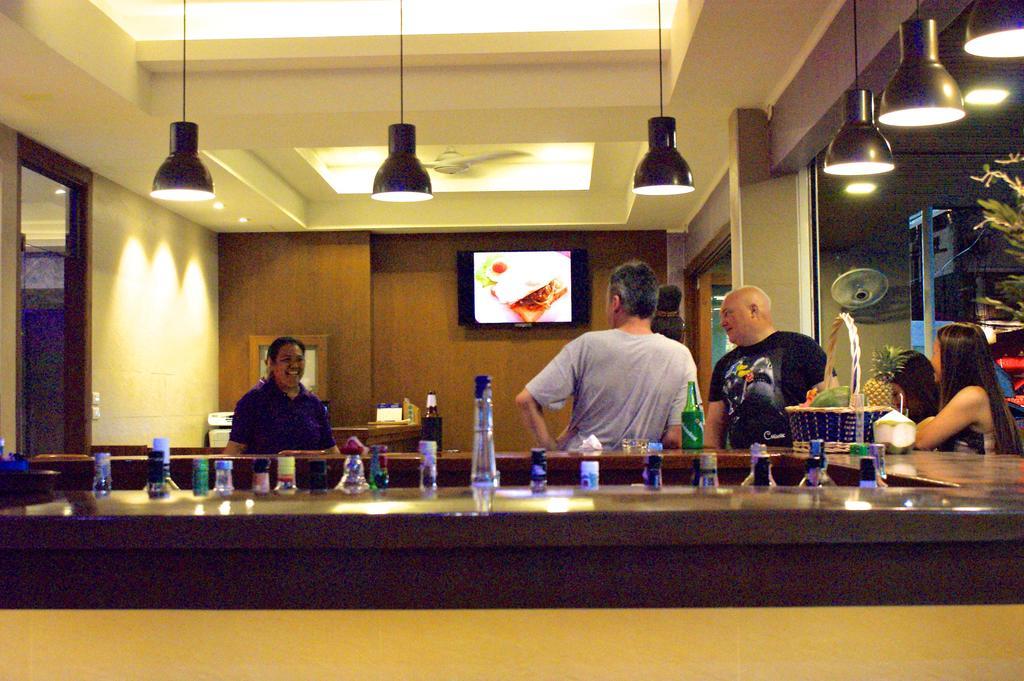 Orchid Resortel Patong Екстериор снимка