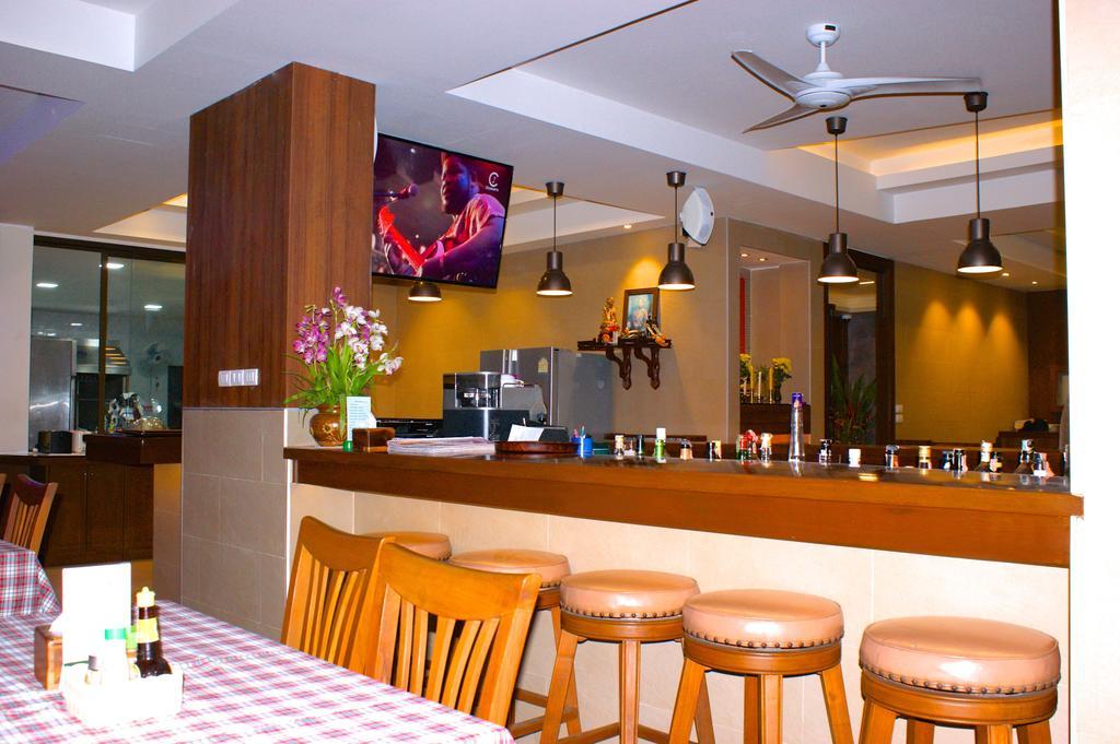 Orchid Resortel Patong Екстериор снимка