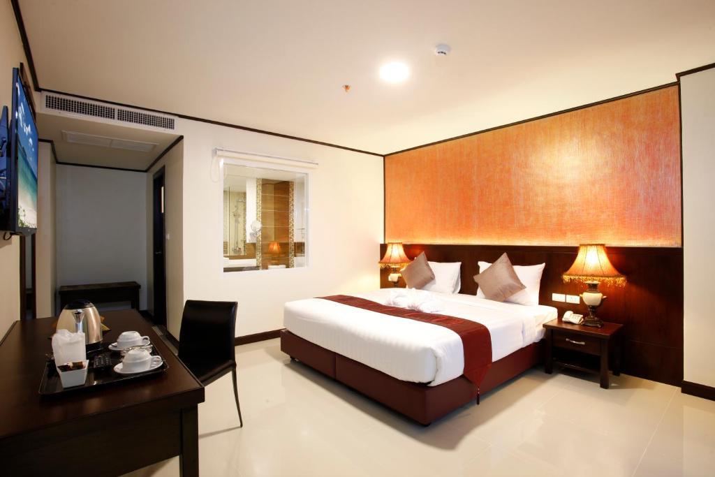 Orchid Resortel Patong Екстериор снимка