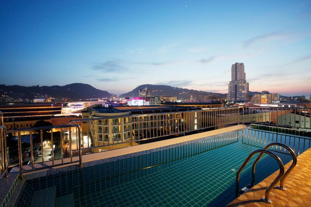 Orchid Resortel Patong Екстериор снимка