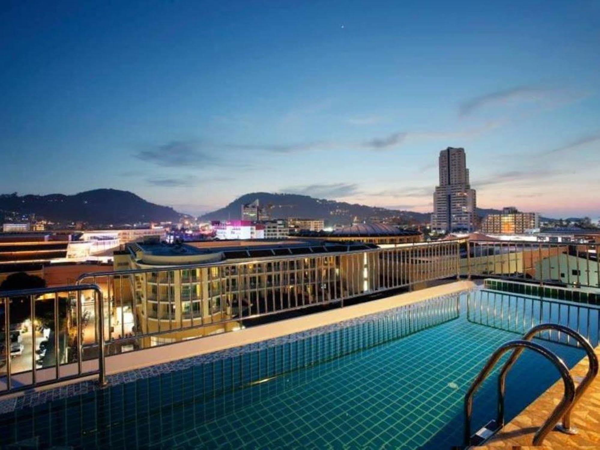 Orchid Resortel Patong Екстериор снимка